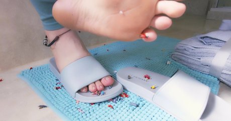 college asian onlyfans nudes exposure