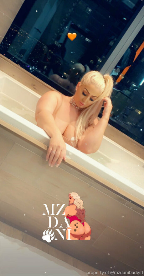 mzdanibadgirl onlyfans leak ass