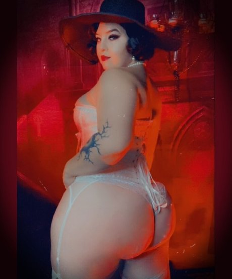 Baroness Von T onlyfans gratis