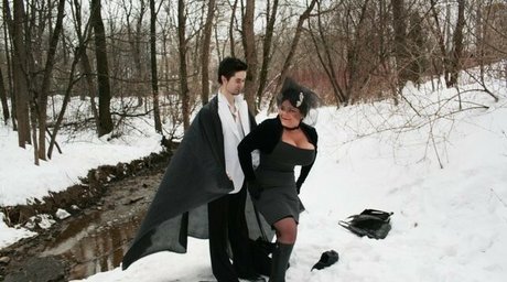 Maria Von Zarring tits onlyfans