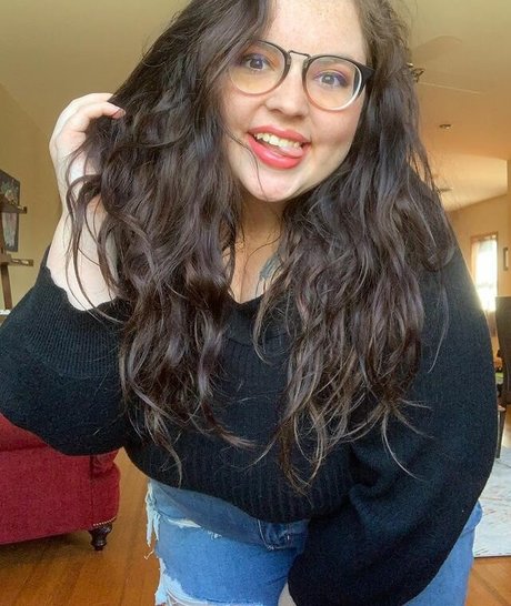 ahitsnatalie onlyfans content type