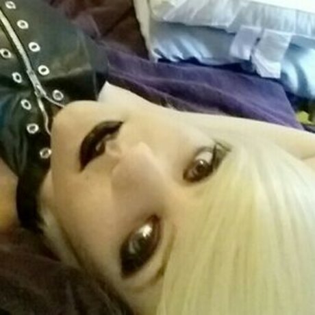 Mirthfulmollywhop Profile pic