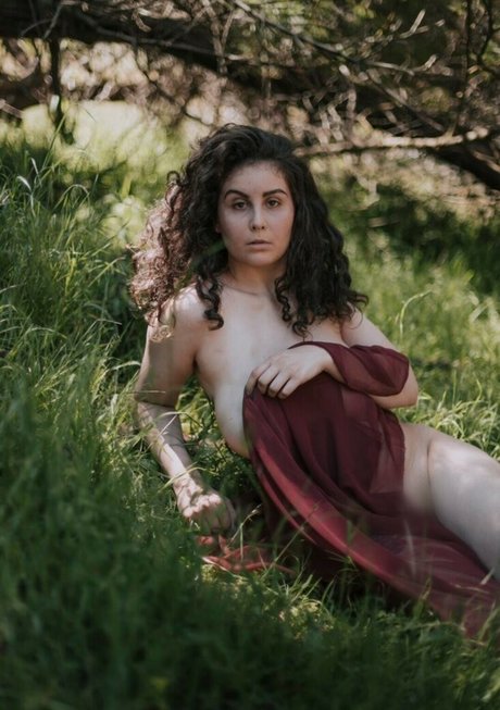 Aimee Leigh onlyfans model