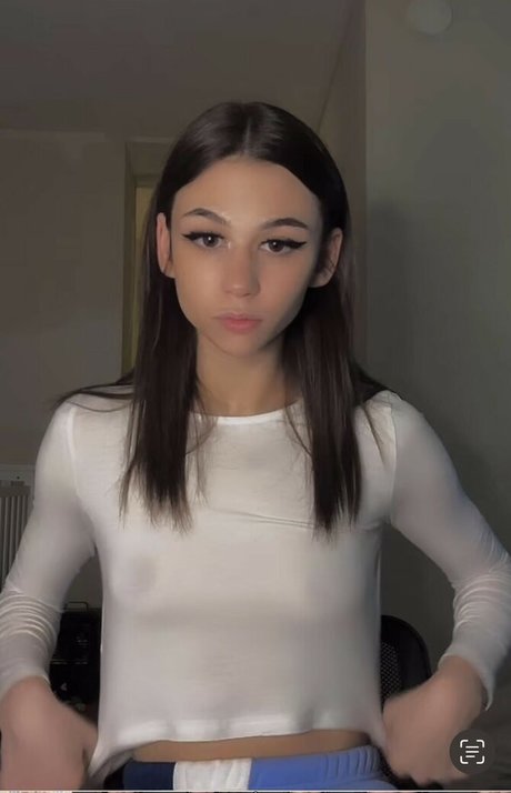 Brianna Lewis onlyfans leak fuck