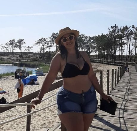 Aline Barreto nude onlyfans leaks