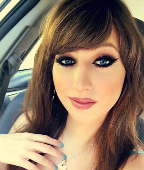 Kendra Brooks nude onlyfans pics