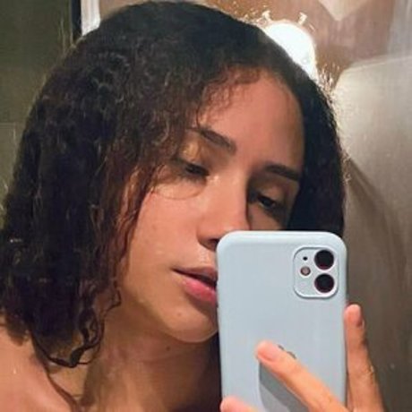 Hoelessbian nude leaked onlyfans