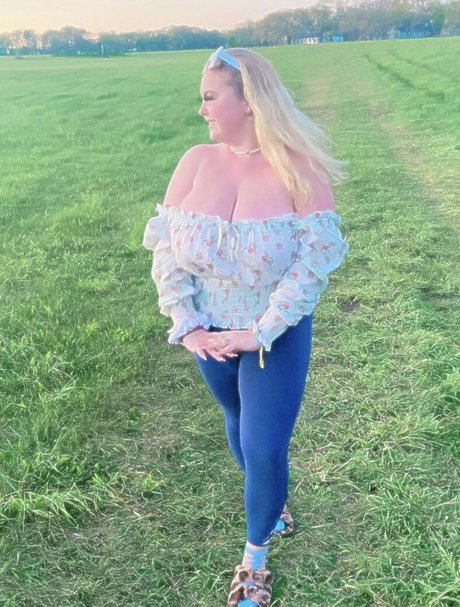 Amberly only fans leak nude