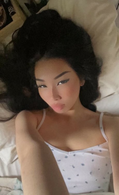 Kamilla Wong is on onlyfans