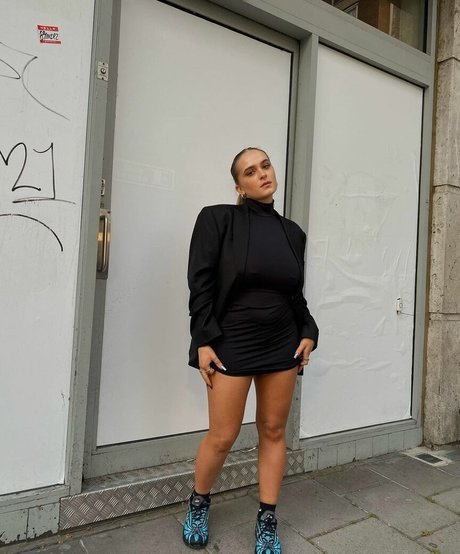 Laura Svensson onlyfans keak