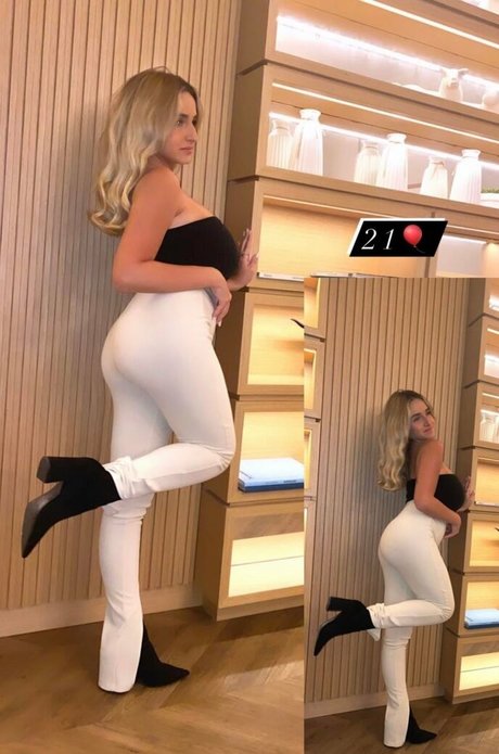 Noa Perets onlyfans model images