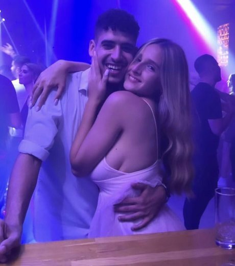 Noa Perets feet onlyfans