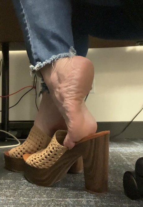 HopesPrettyPiggies onlyfans keak