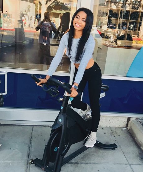 Camille Hyde onlyfans nude photos