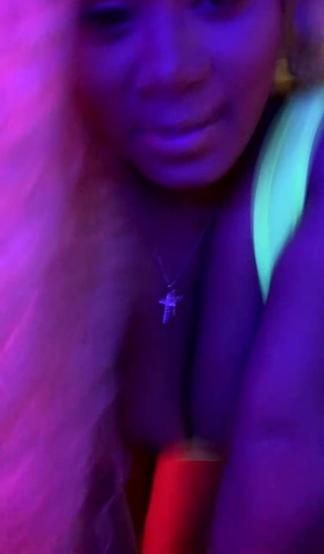 Ashley Zee only fans leaks