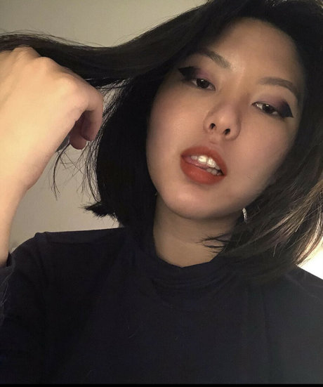 Moe Kihen onlyfans nude