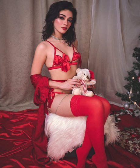 Vain Virgo onlyfans free