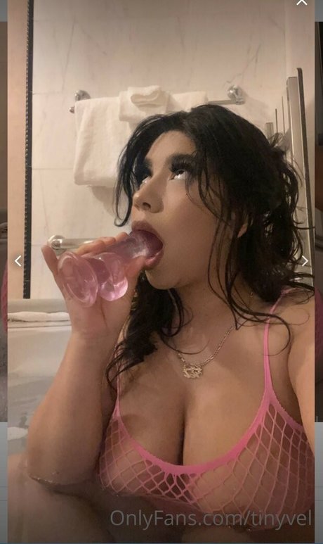Tinyvel leaked onlyfans pictures