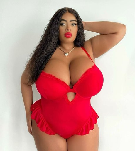 Yathbeauty only fans leaks