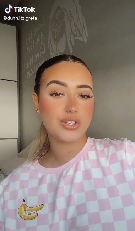 Mel Hock onlyfans leaked tits