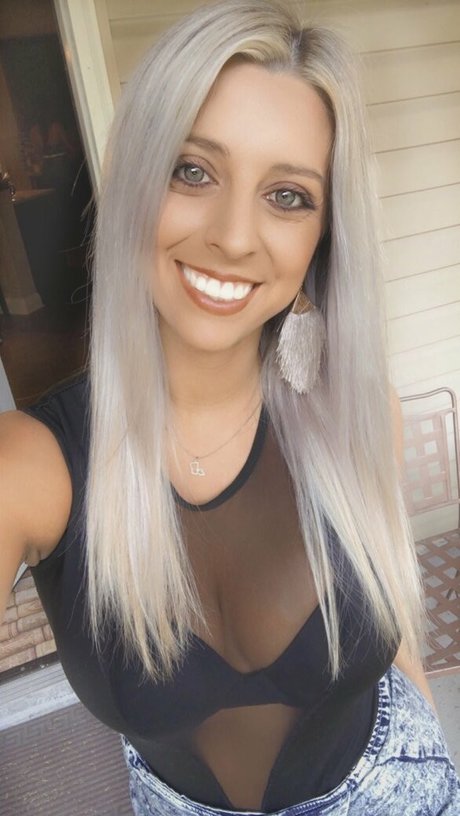 Hannah Murrell onlyfans leak new