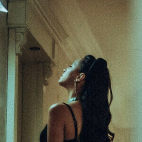 Olivia Linz onlyfans leak ass