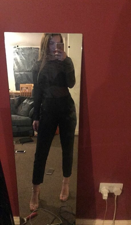 Chloe Carter onlyfans joi