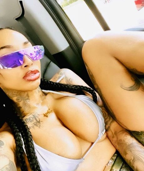 flyyytattedsky onlyfans leaked photos