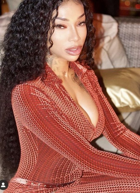 flyyytattedsky onlyfans naked porn