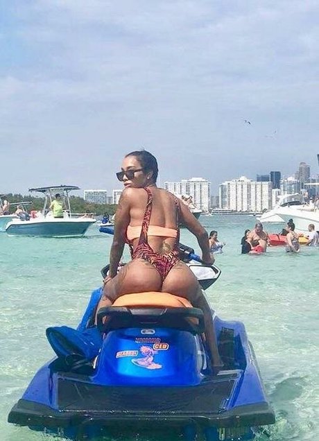 flyyytattedsky nude on onlyfans