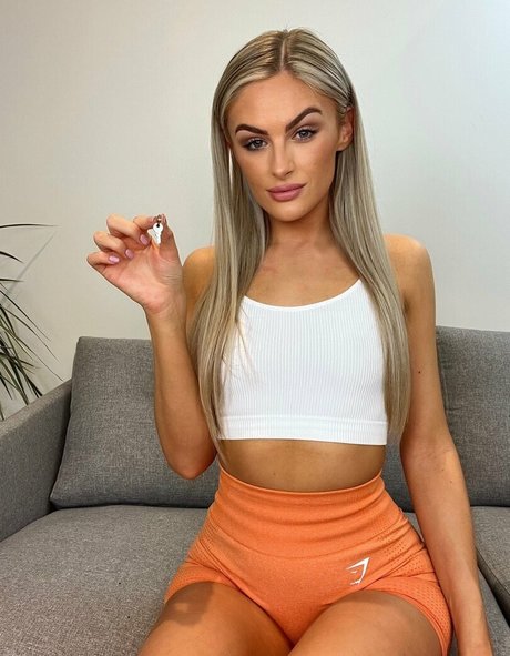 Goddess Leona tits onlyfans