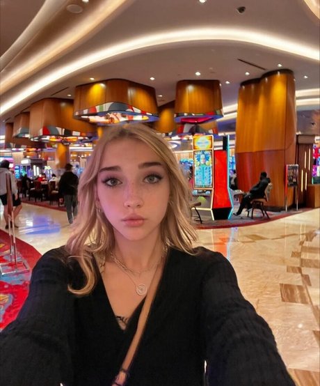 Phoebe Owns U onlyfans.