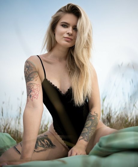 Iris A onlyfans sextape