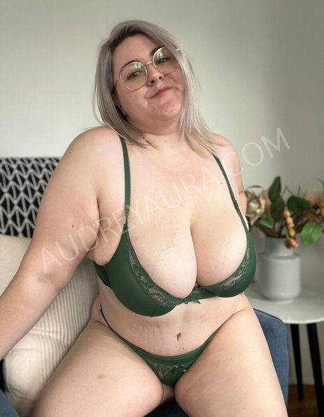 Audrey Aura onlyfans leaj