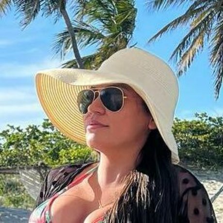 Hanninhalobatto nudes onlyfans