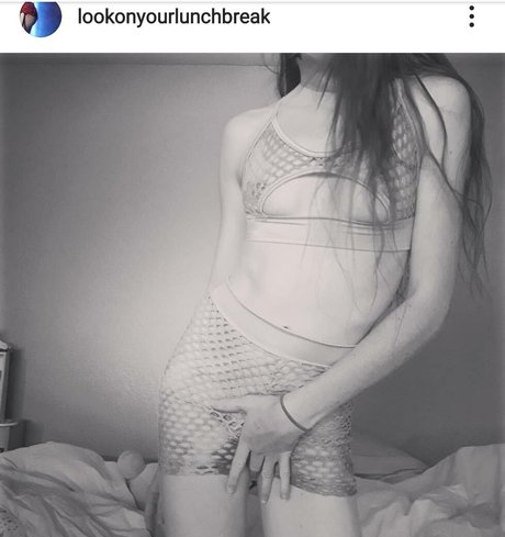 lookonyourlunchbreak nudes onlyfans leaks