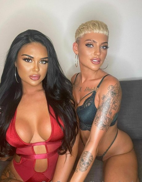 Lisabrowlandsx pics onlyfans