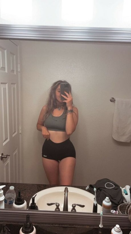 Hannabanana123 onlyfans strip