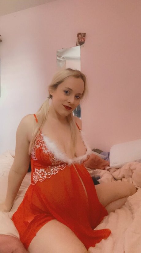 baddestblondebarbie onlyfans fuck