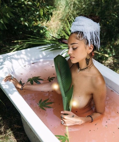 Herbalflorabots onlyfans star