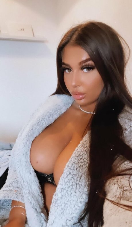 naughtybabeoxo only fans nude leaks