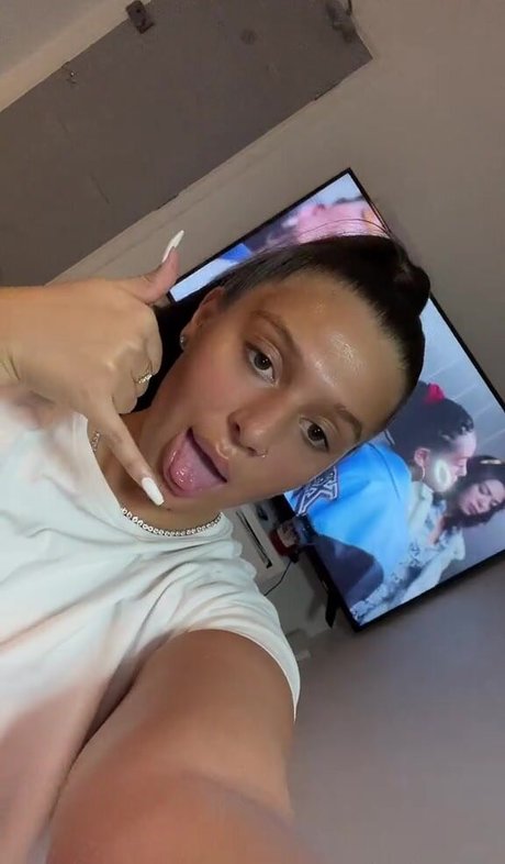 naughtybabeoxo desnuda onlyfans