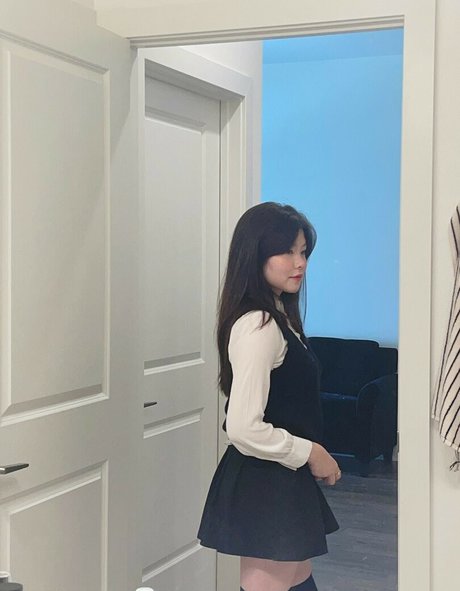 Julia Nakamura onlyfans nudes leaks