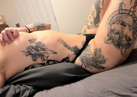 AshleyMarieeGaming onlyfans nudes