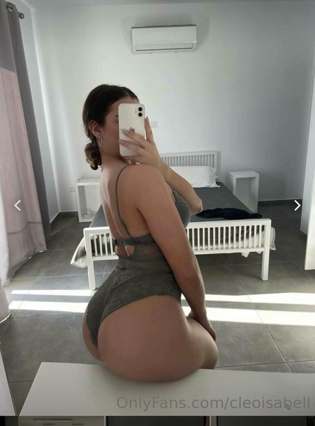 Cleo Isabell free onlyfans