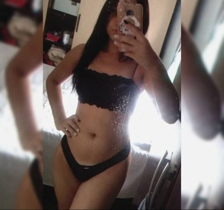 Noelly Lemes onlyfans page