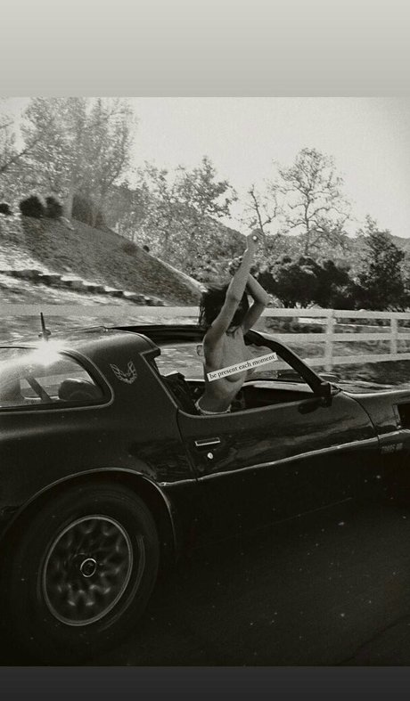 Miratwitch nude on onlyfans