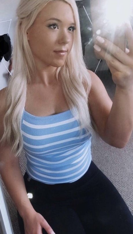 KimJade999 only fans xxx