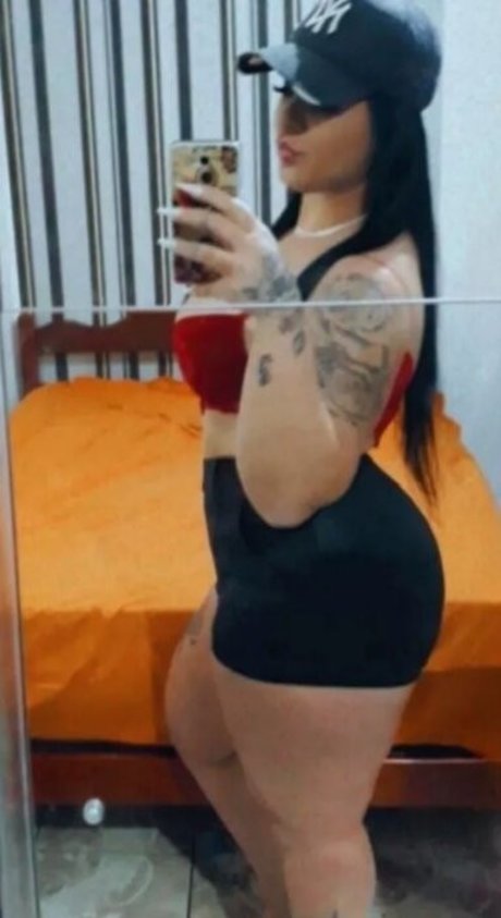 Mari Santos desnuda onlyfans
