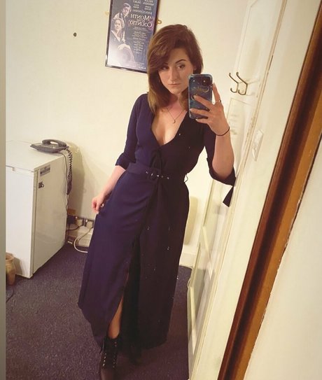 Rebecca Gilliland onlyfans nudes leaked